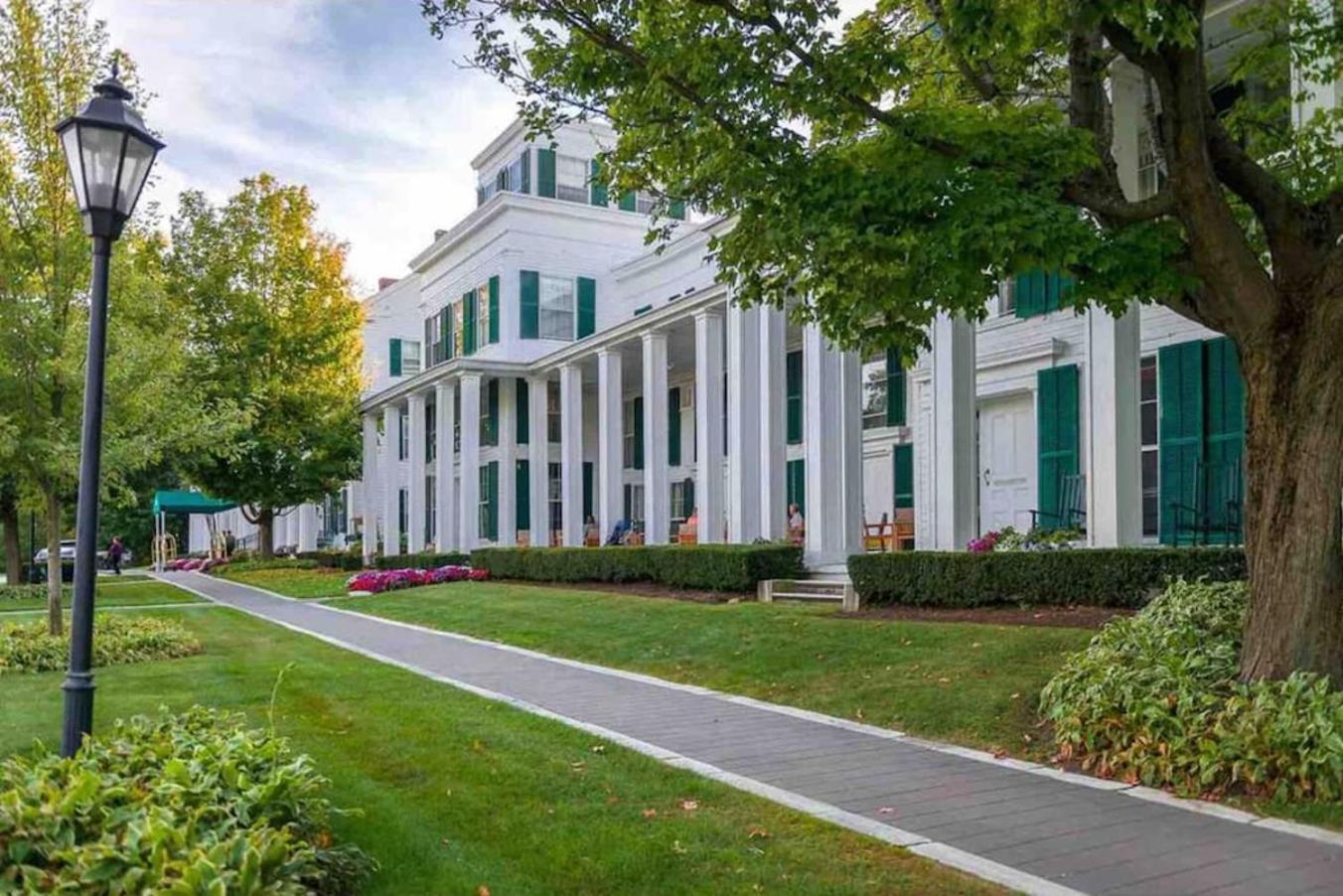 Quintessential Vt Cottage In Manchester Village Bagian luar foto